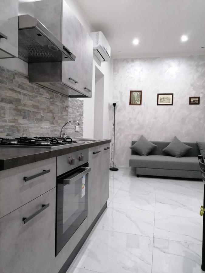 Centro Storico Casa Elegante Per Famiglia Villa เนเปิลส์ ภายนอก รูปภาพ